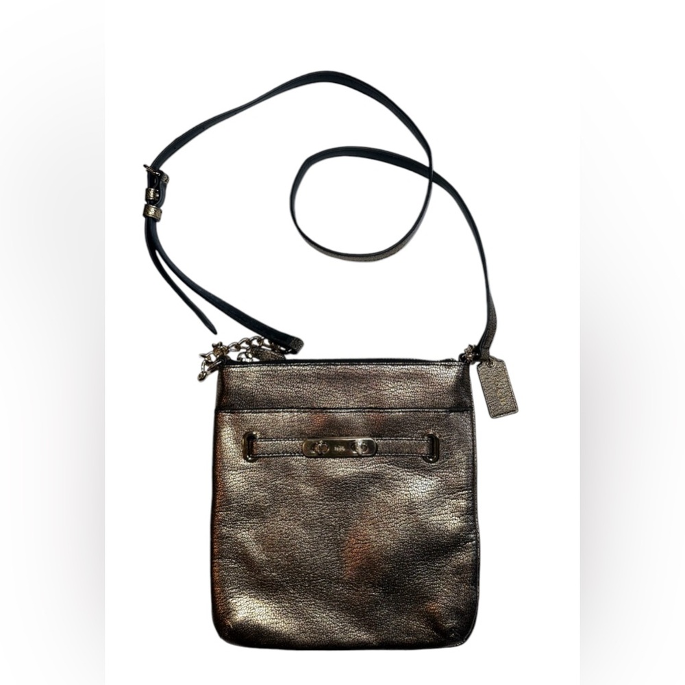 COACH F36502 Swagger Metallic Gold Pebble Leather Crossbody Swingpack Purse- O/S